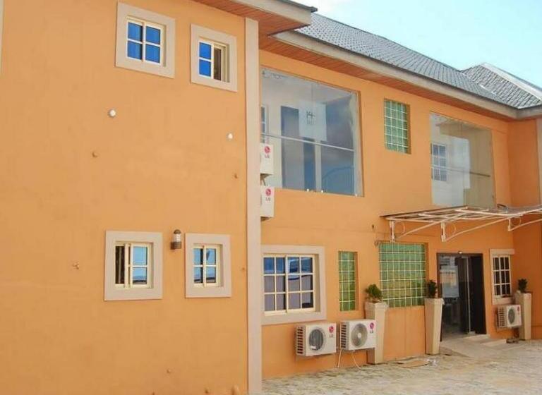 هتل 144 Suites Luxury