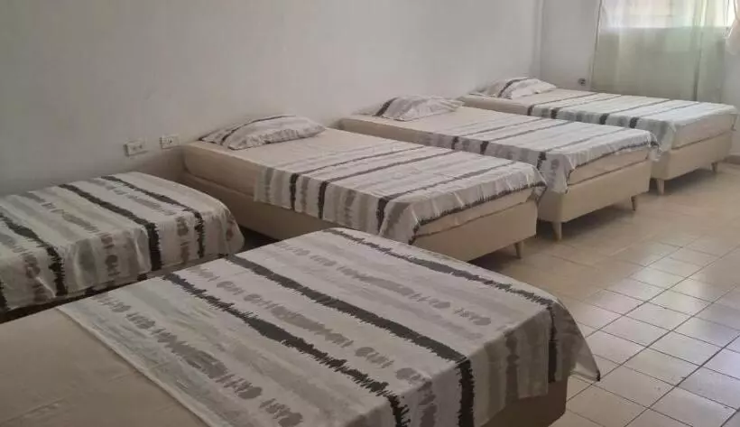 ホテル Almirante Padilla