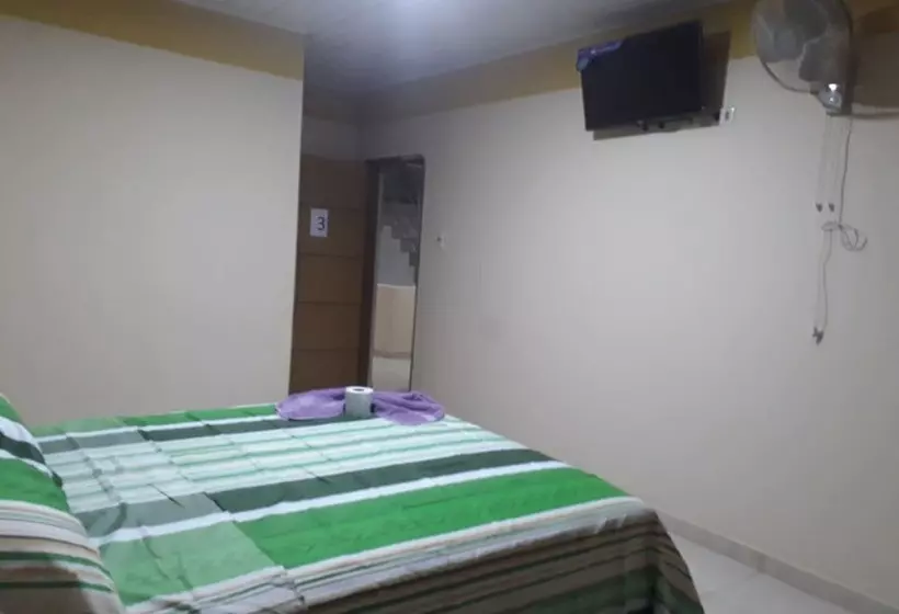 هتل Alojamiento Oasis