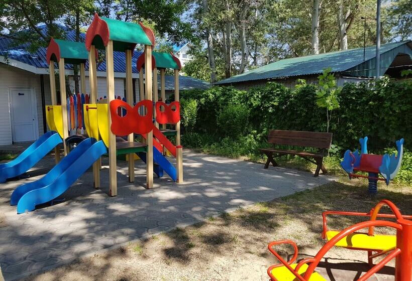 בית מלון כפרי Aston