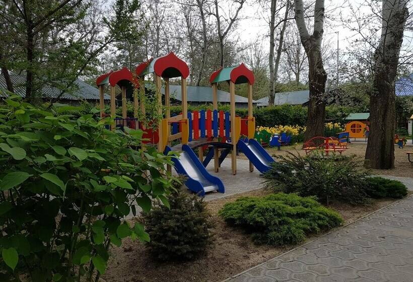 בית מלון כפרי Aston