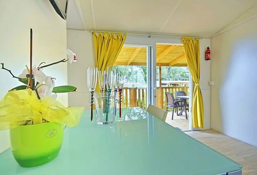 ホテル Camping Adria Mobile Homes Lanterna