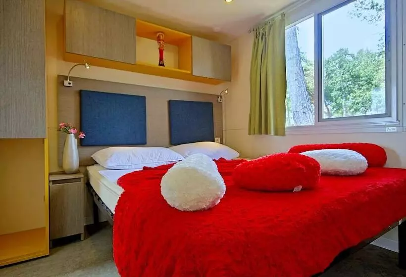 ホテル Camping Adria Mobile Homes Lanterna