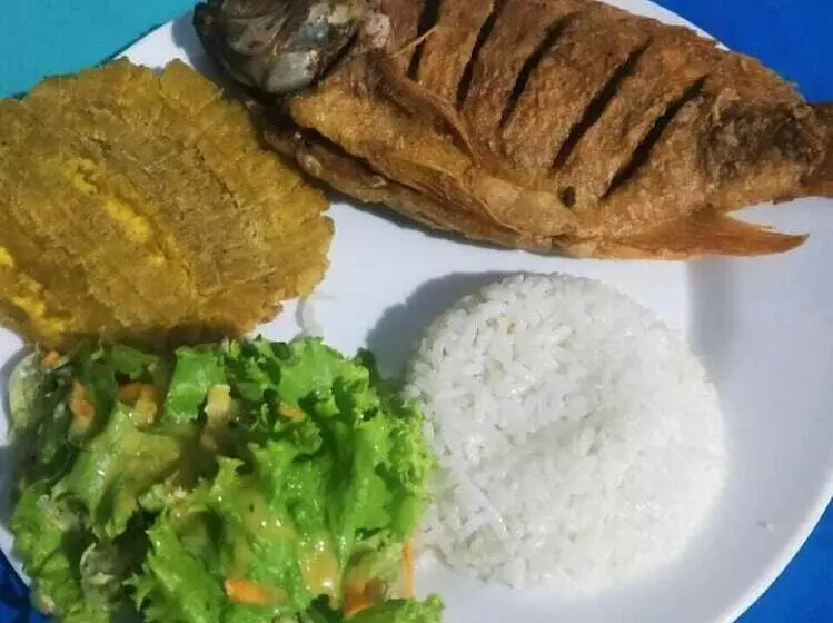 Hotelli Familia Casa Blanca