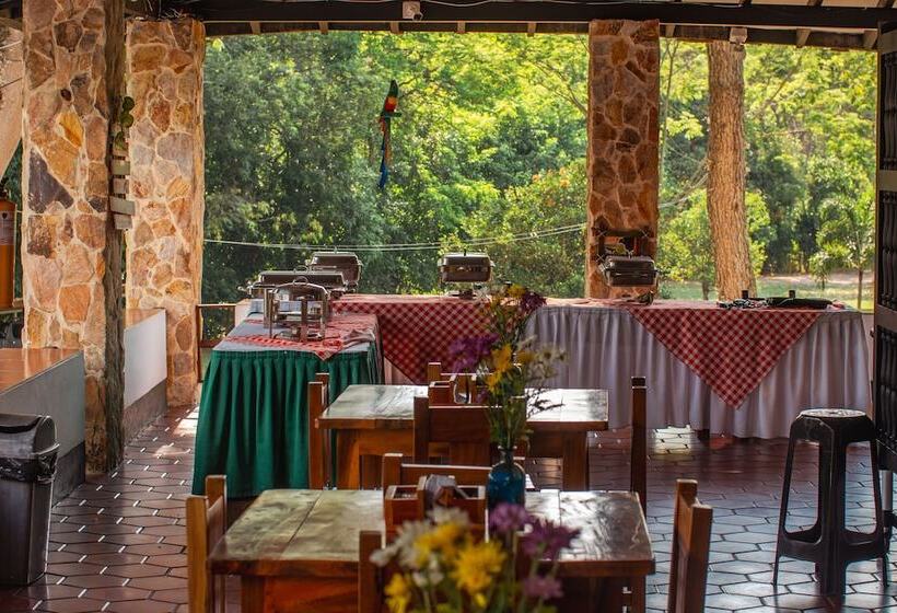 فندق Familia Casa Blanca