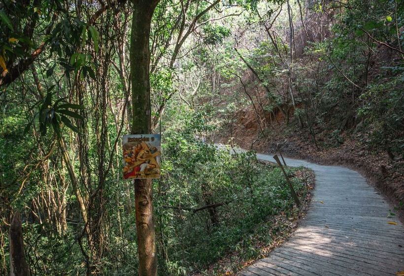 فندق Familia Casa Blanca