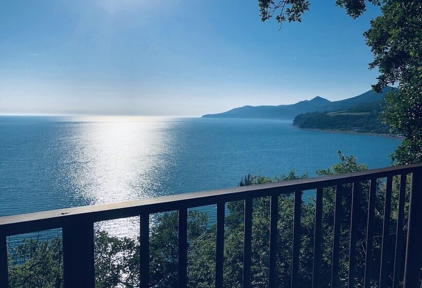 호텔 Holiday Village Dubravushka