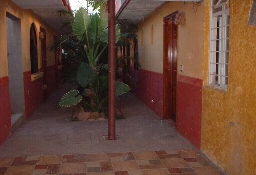 فندق Posada De San Miguel   Spa