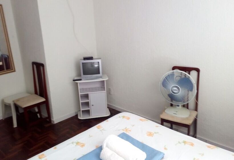 בית מלון כפרי Pousada Confort Home Brasília