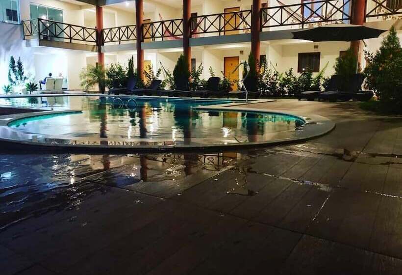 فندق Pousada San Mar