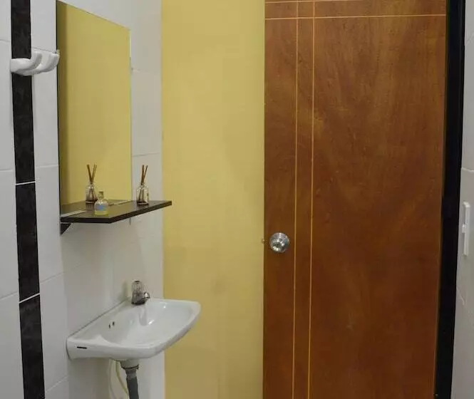 ペンション Balcones De La Casona Hostel