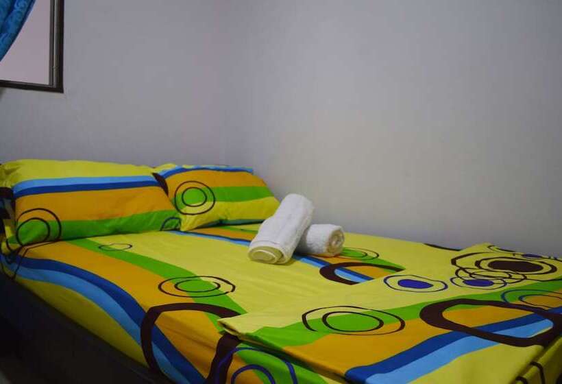 پانسیون Balcones De La Casona Hostel