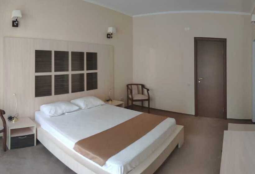 פנסיון Iva Guest House