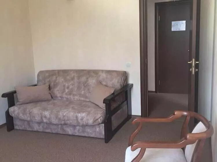 Majatalo Iva Guest House