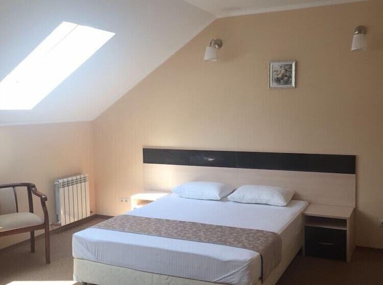 פנסיון Iva Guest House