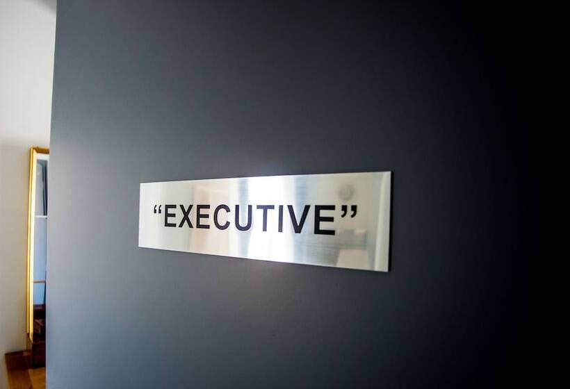 پانسیون Xenia Ionis Luxury Apartments