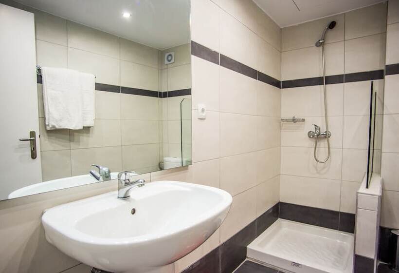 پانسیون Xenia Ionis Luxury Apartments