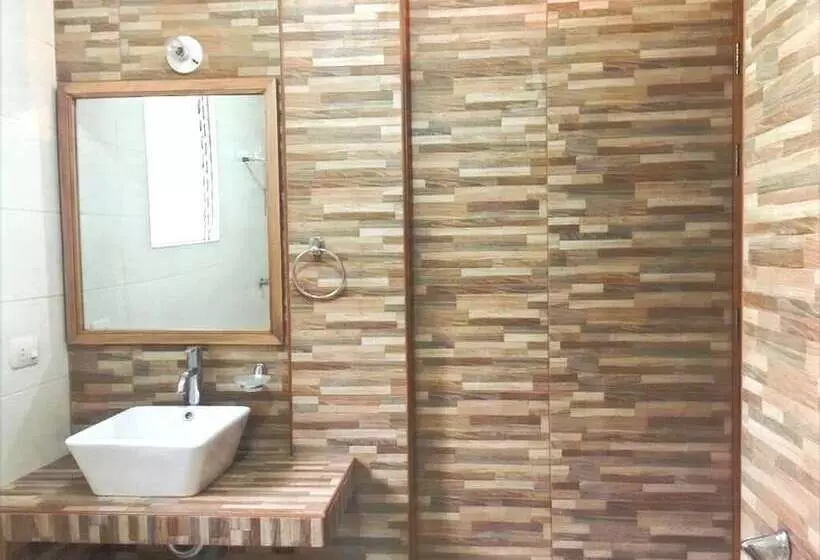 پانسیون Yucay Lodge