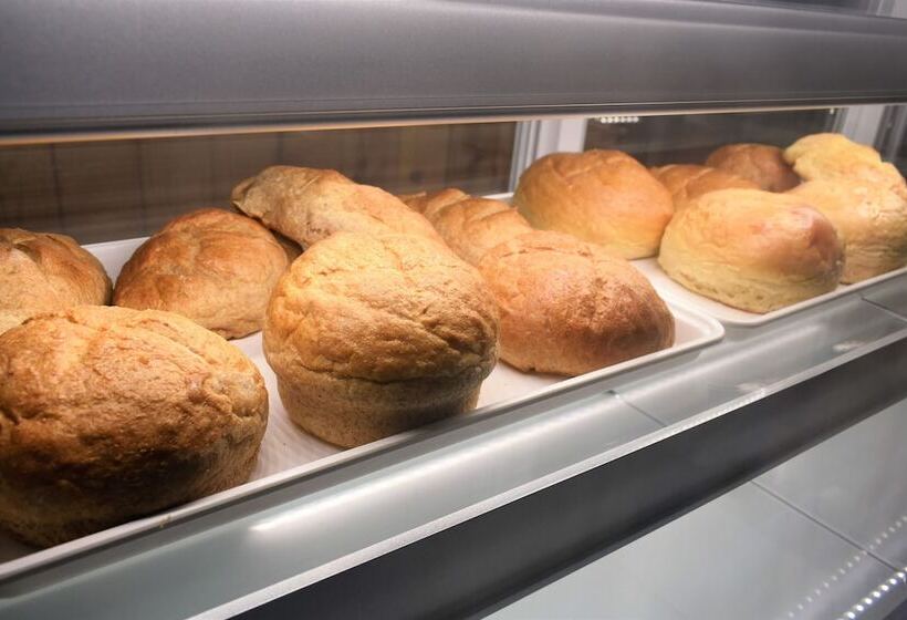 Bed and Breakfast Arrowhead Country Cabins