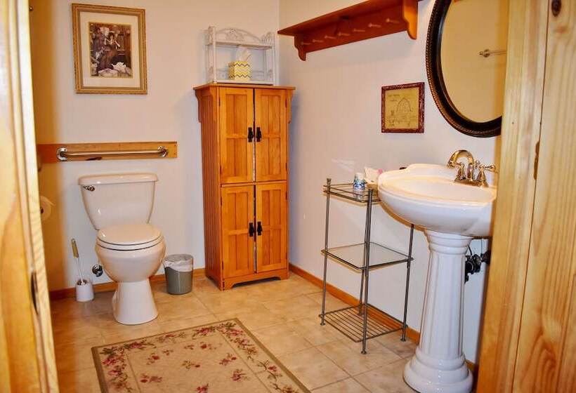 Bed and Breakfast Arrowhead Country Cabins