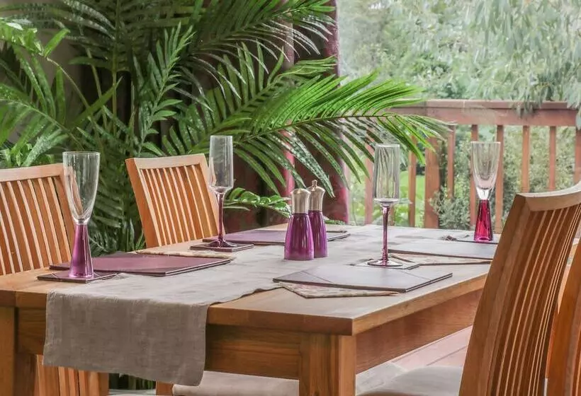 Bulmer Farm Lodge