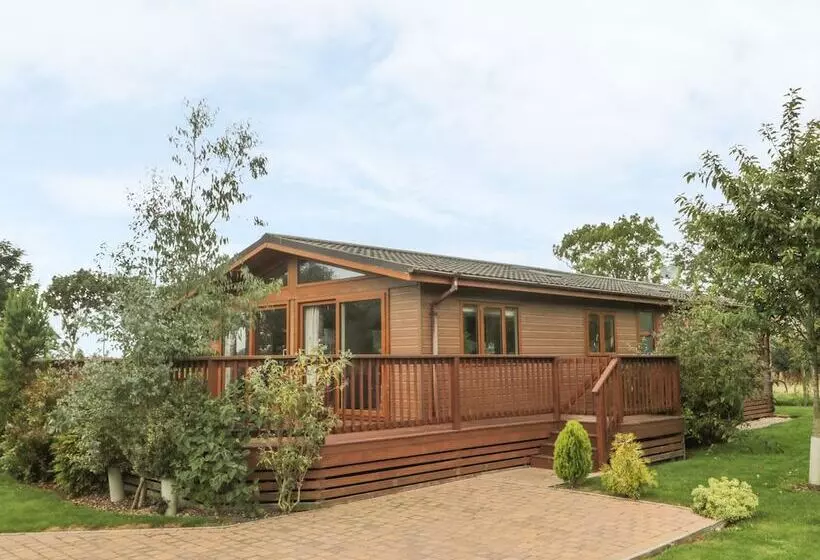 Bulmer Farm Lodge