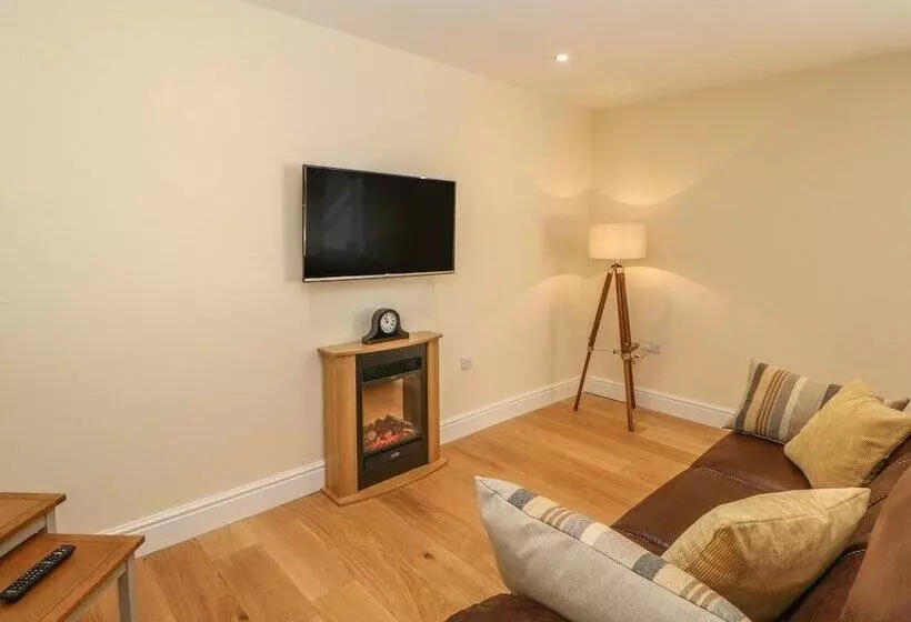 Ferngrove Cottage