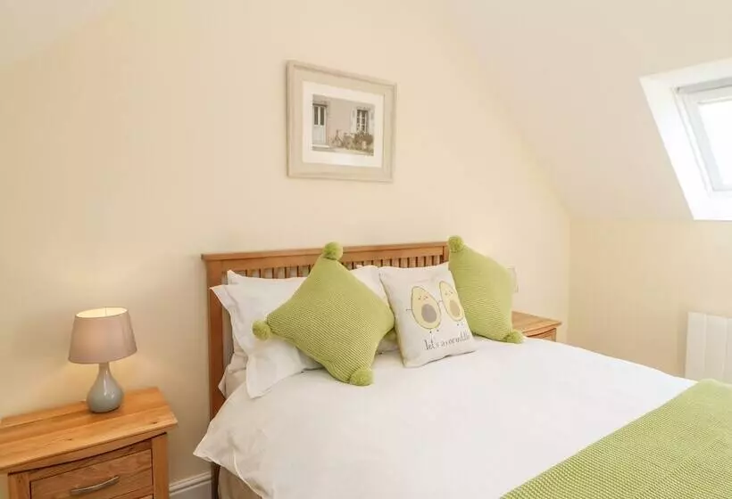 Ferngrove Cottage