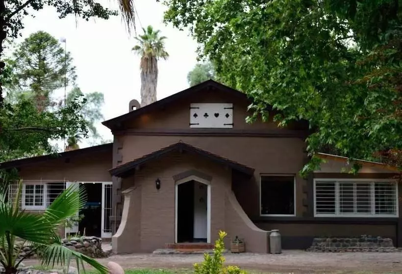 ホテル Posada Los Cipreses