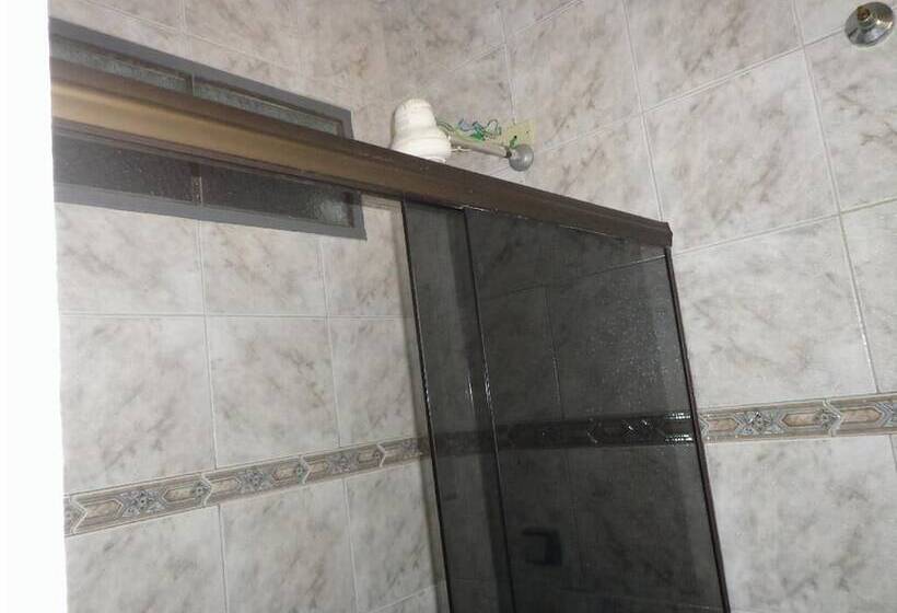 ホテル Pousada Saracura