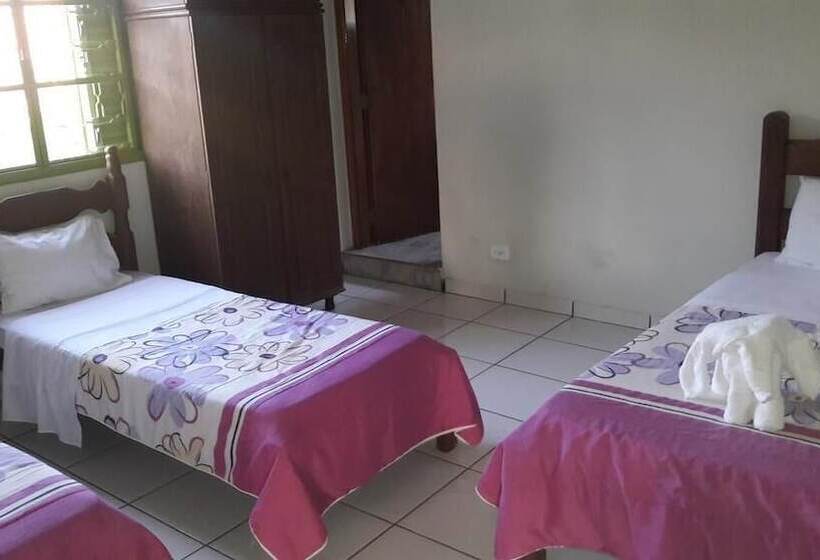 ホテル Pousada Saracura