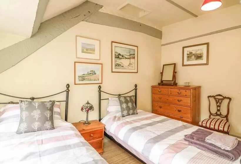 King Charles Cottage