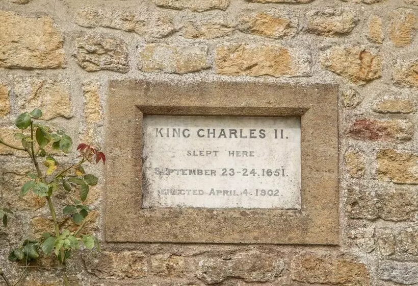 King Charles Cottage