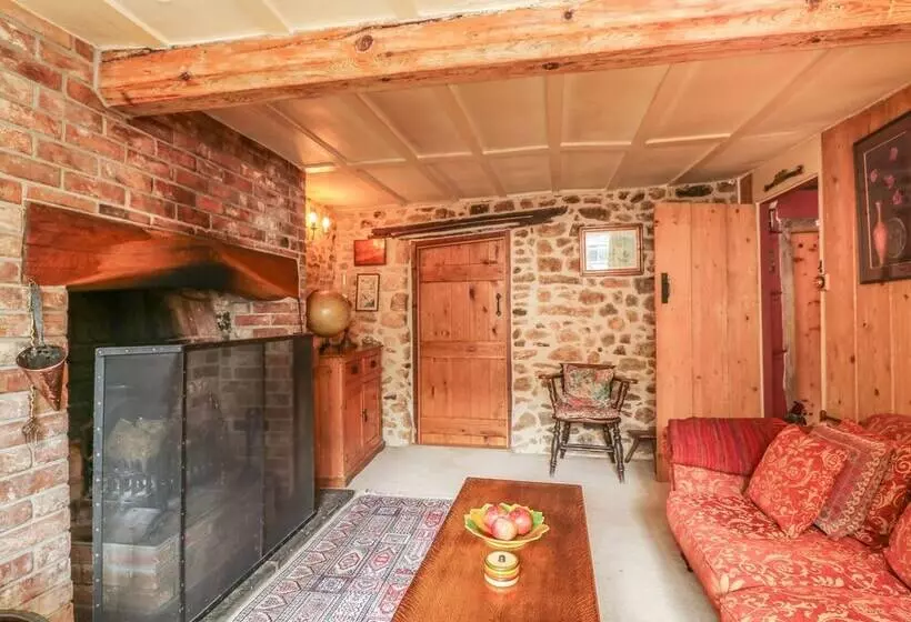 King Charles Cottage