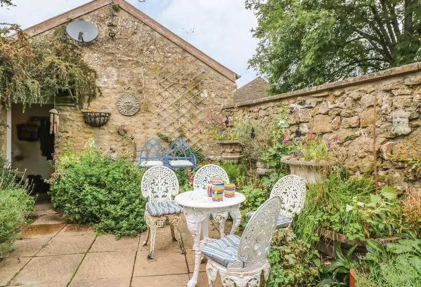 King Charles Cottage