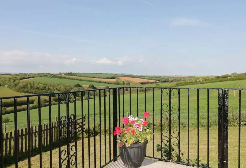 Meadowlea Cottage