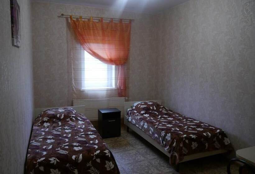 Mini Hotel Kompleks Parus