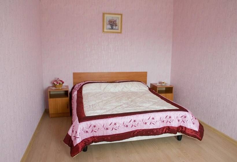 Mini Hotel Kompleks Parus