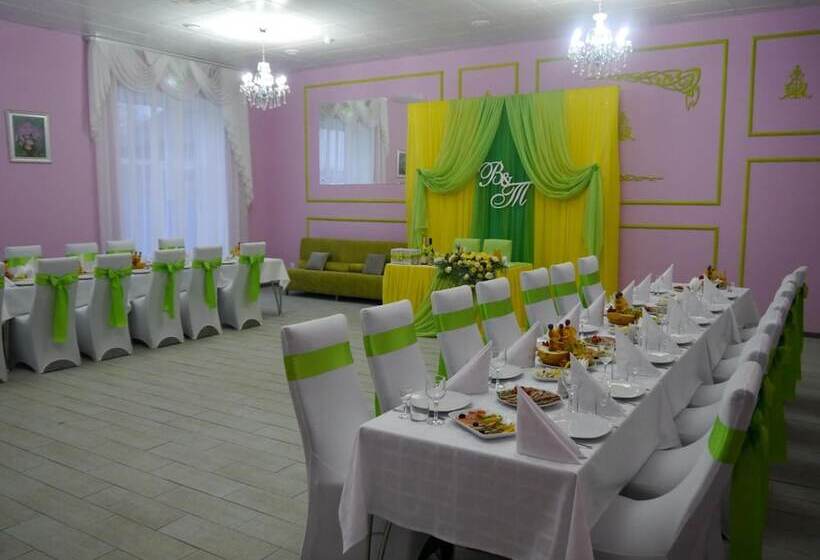 Mini Hotel Kompleks Parus