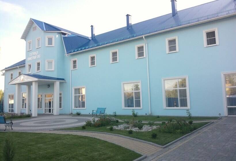 Mini Hotel Kompleks Parus