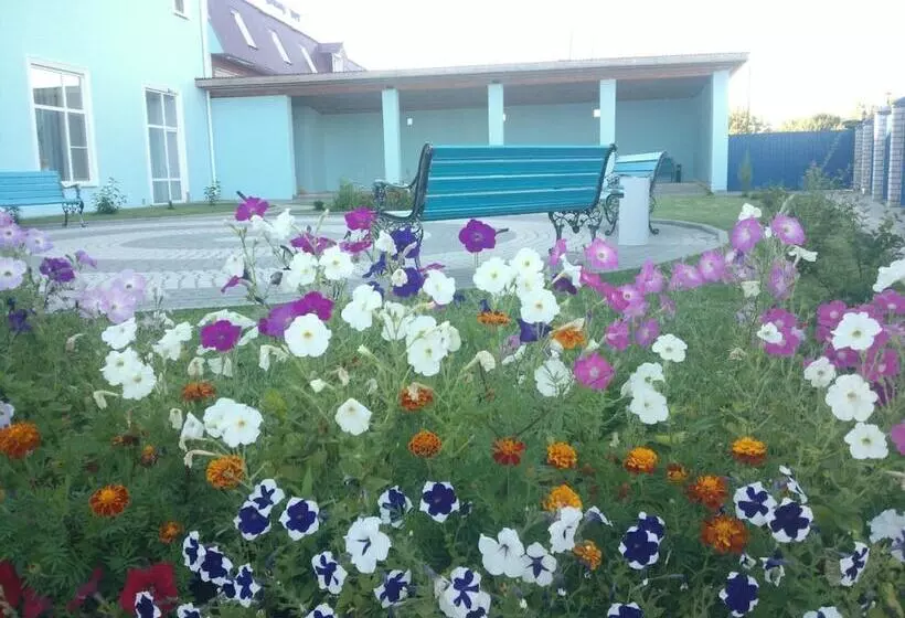 Mini Hotel Kompleks Parus