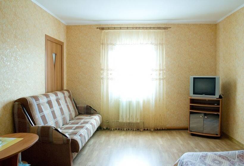 Mini Hotel Kompleks Parus