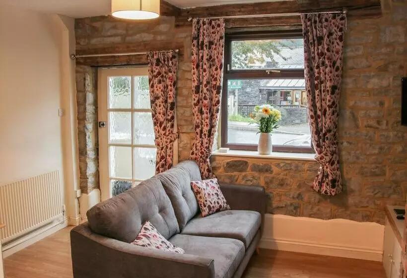 Pinner S Cottage