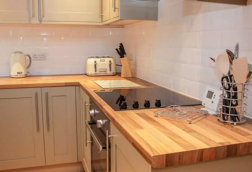 Pinner S Cottage