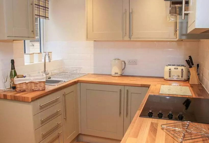 Pinner S Cottage