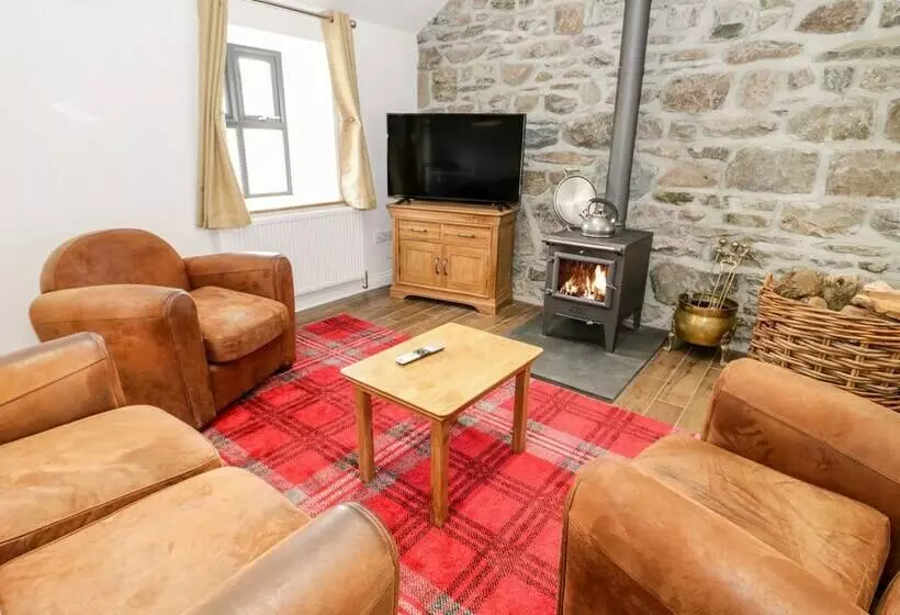 Rhydau Cottage