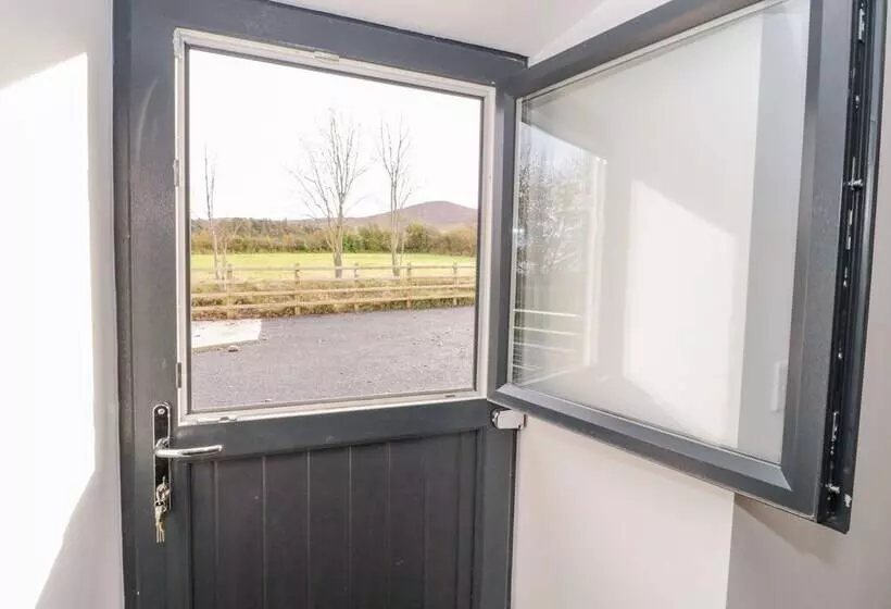 Rhydau Cottage