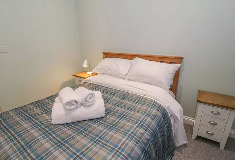 Rhydau Cottage