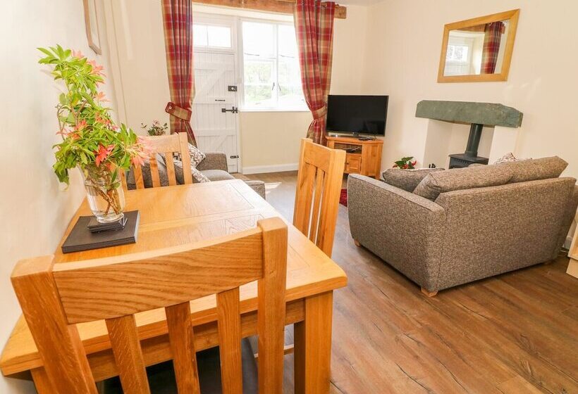 Tilberthwaite Farm Cottage