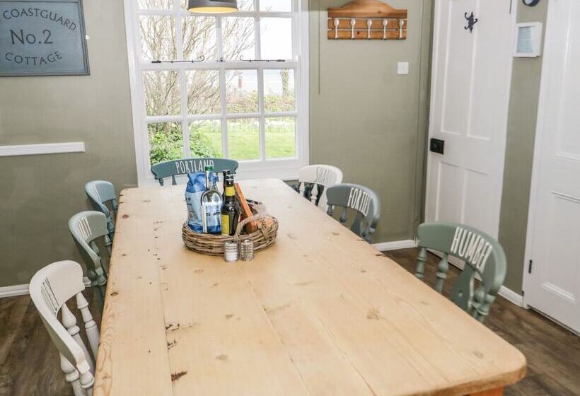 2 Old Coastguard House